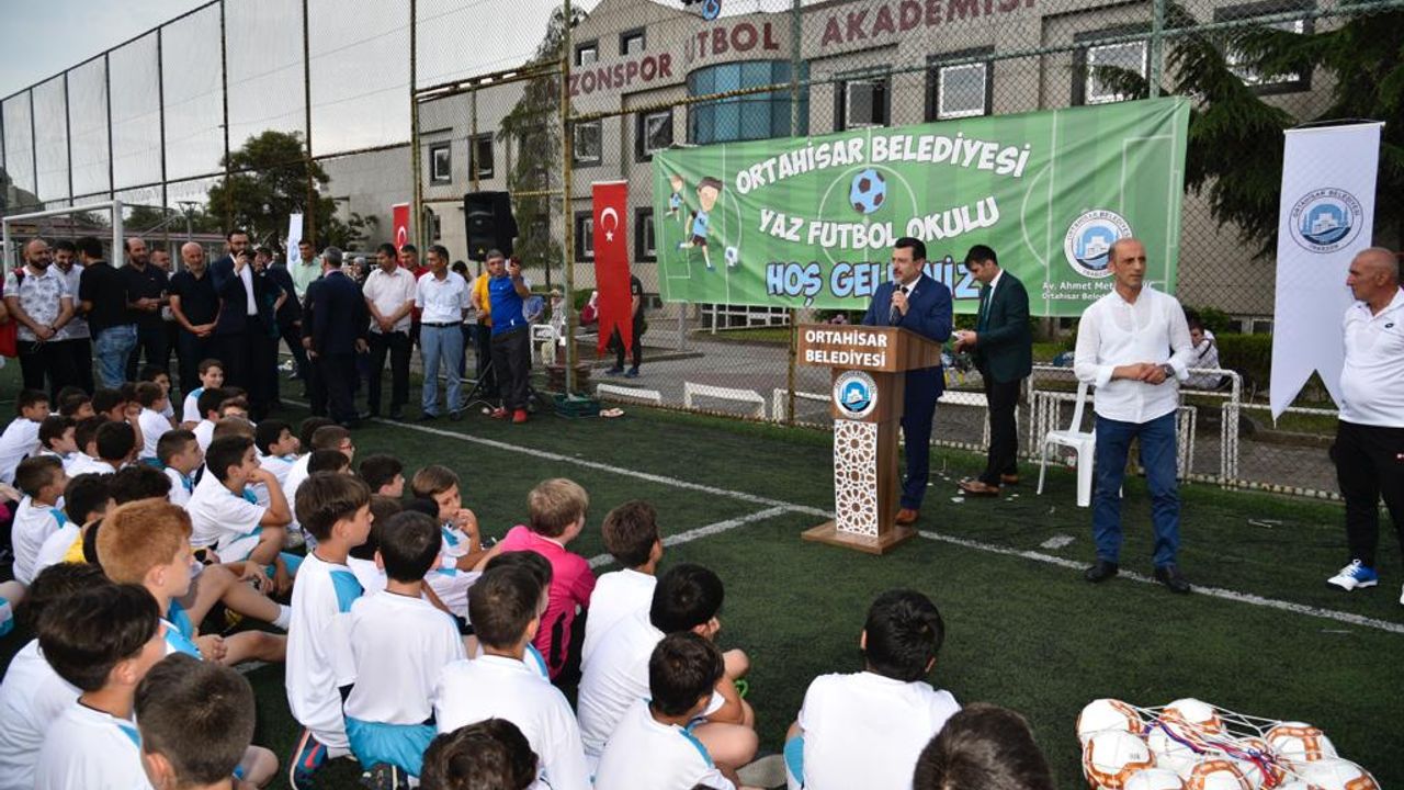 Ortahisar Belediyesi’nin Yaz Futbol Okulu başlıyor