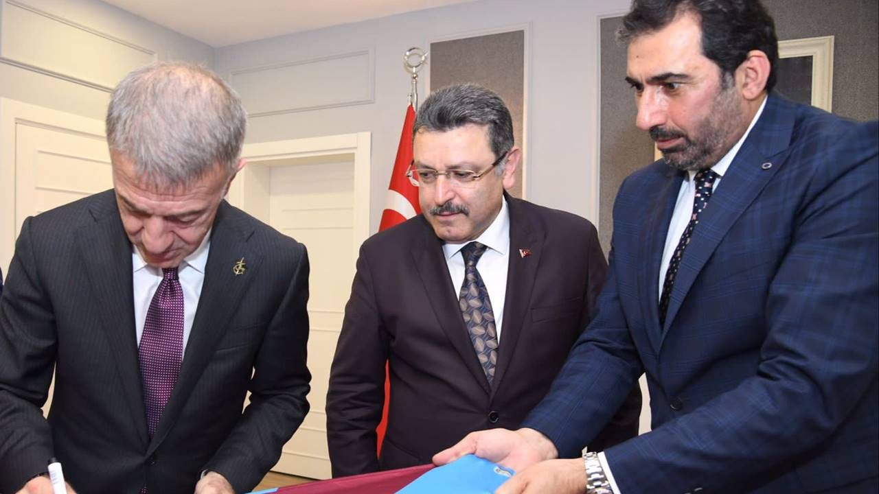 Başkan Genç'ten Berat Albayrak'a Trabzonspor teşekkürü!