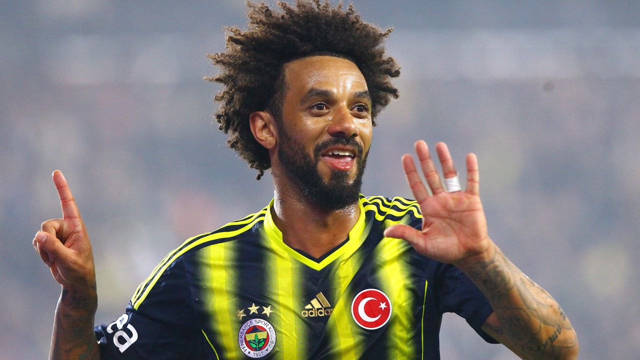 Fenerbahçeli eski futbolcudan kızdıran paylaşım!