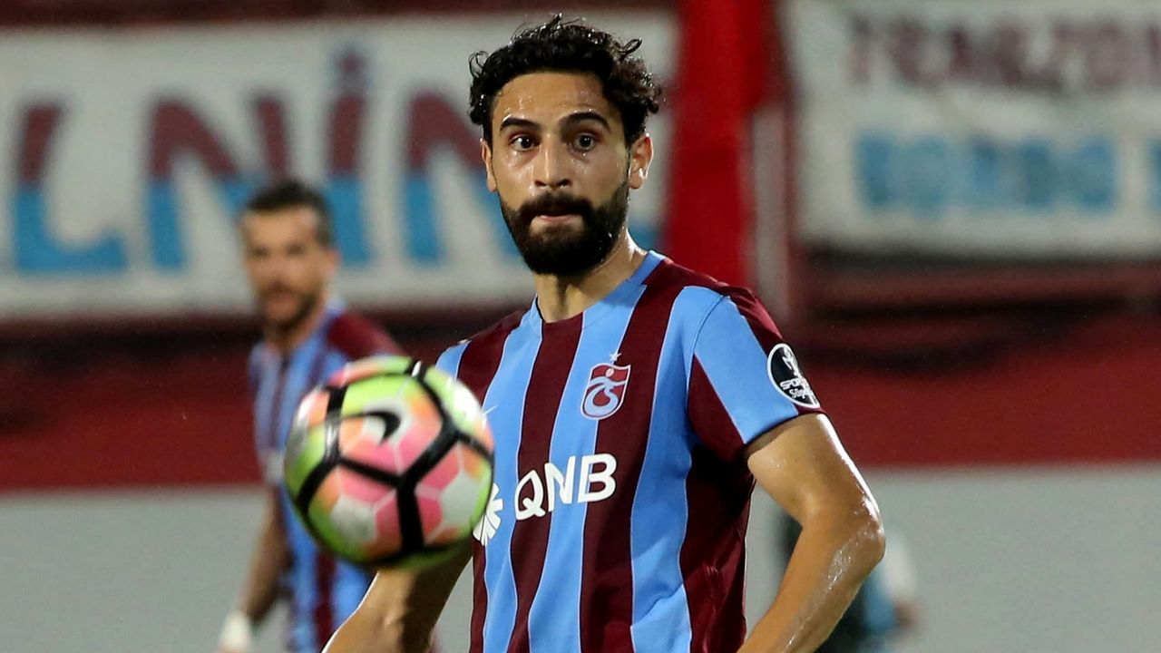 Trabzonspor’dan olaylı ayrılmıştı futbolu bırakıyor!