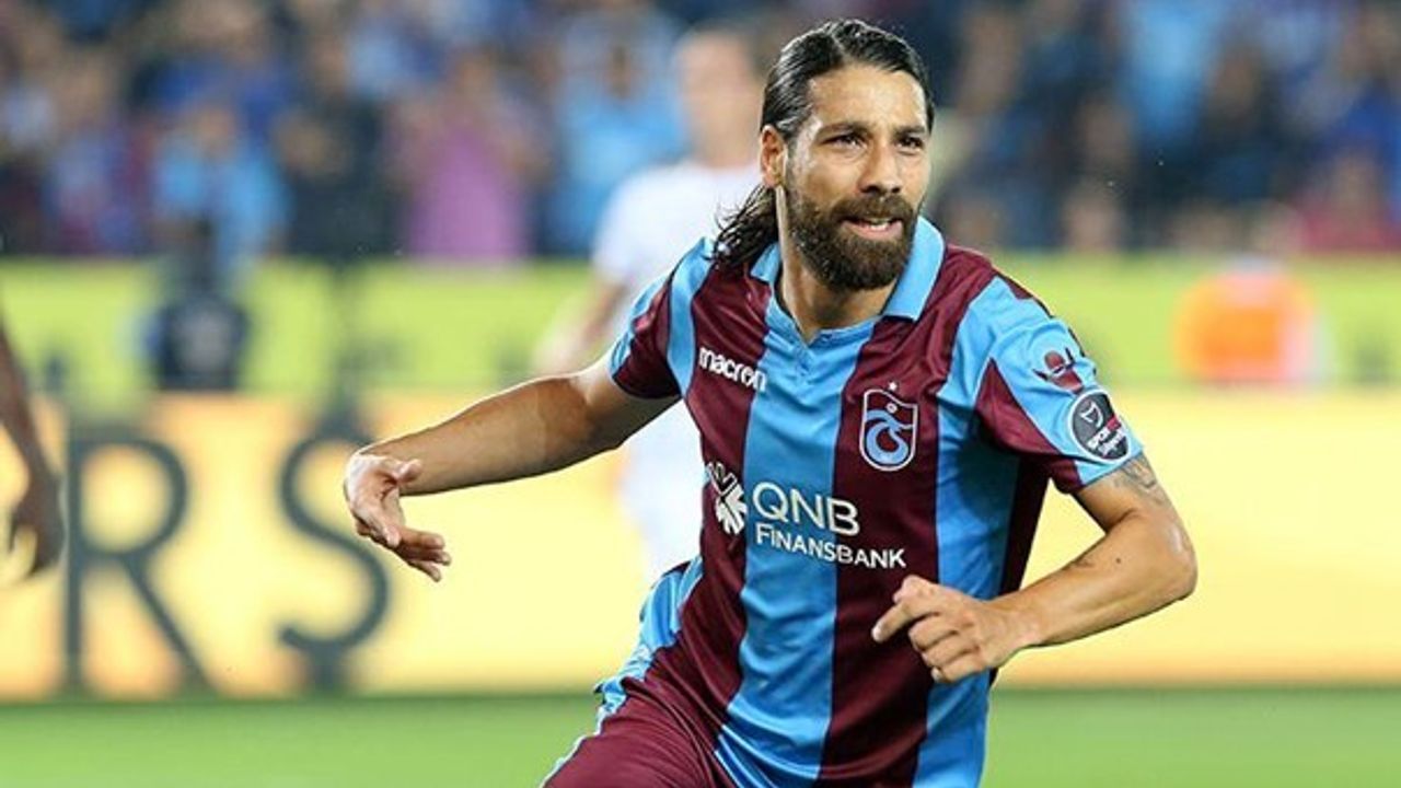 Trabzonsporlu eski futbolcu emeklilikten geri döndü!