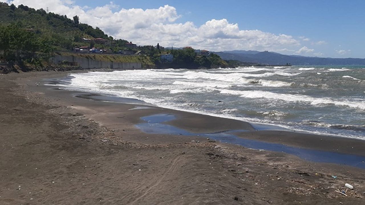 Trabzon'da bazı plajlarda denize girmek yasaklandı