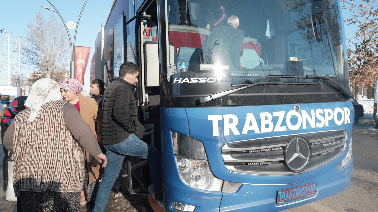 Trabzonspor depremzedeleri Trabzon’a getirdi!