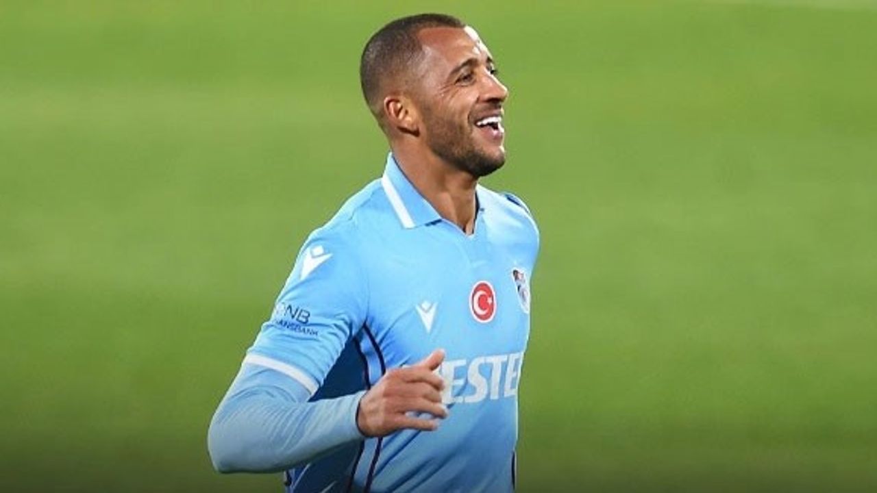 Trabzonspor’un yıldız ismine flaş teklif!