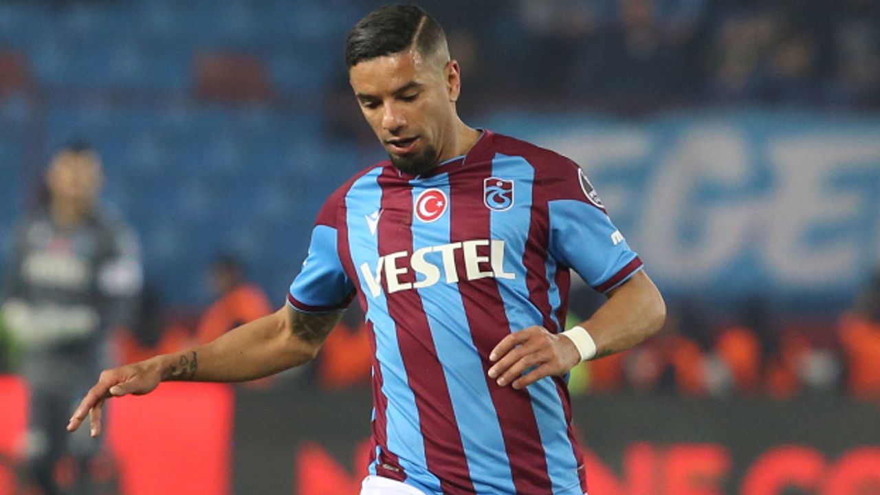 Trabzonspor’da o futbolcu ayrılma talebinde bulundu!