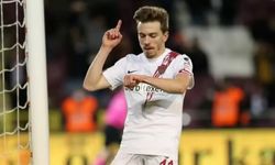 Adı Trabzonspor ile anılan futbolcu İstanbul ekibine transfer oldu!