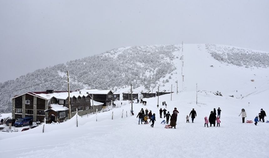 Zigana'da kayak sezonu bitti derken yeniden başladı